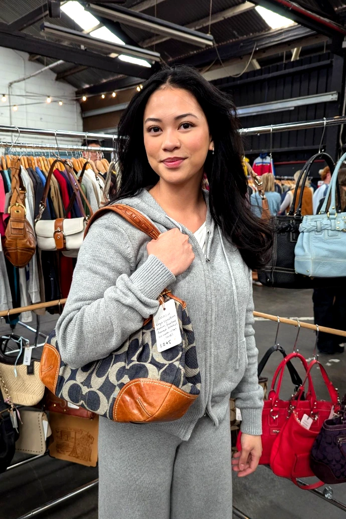 market customer photo